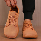 Tenis ortopédicos Nordian de horma ancha en camel